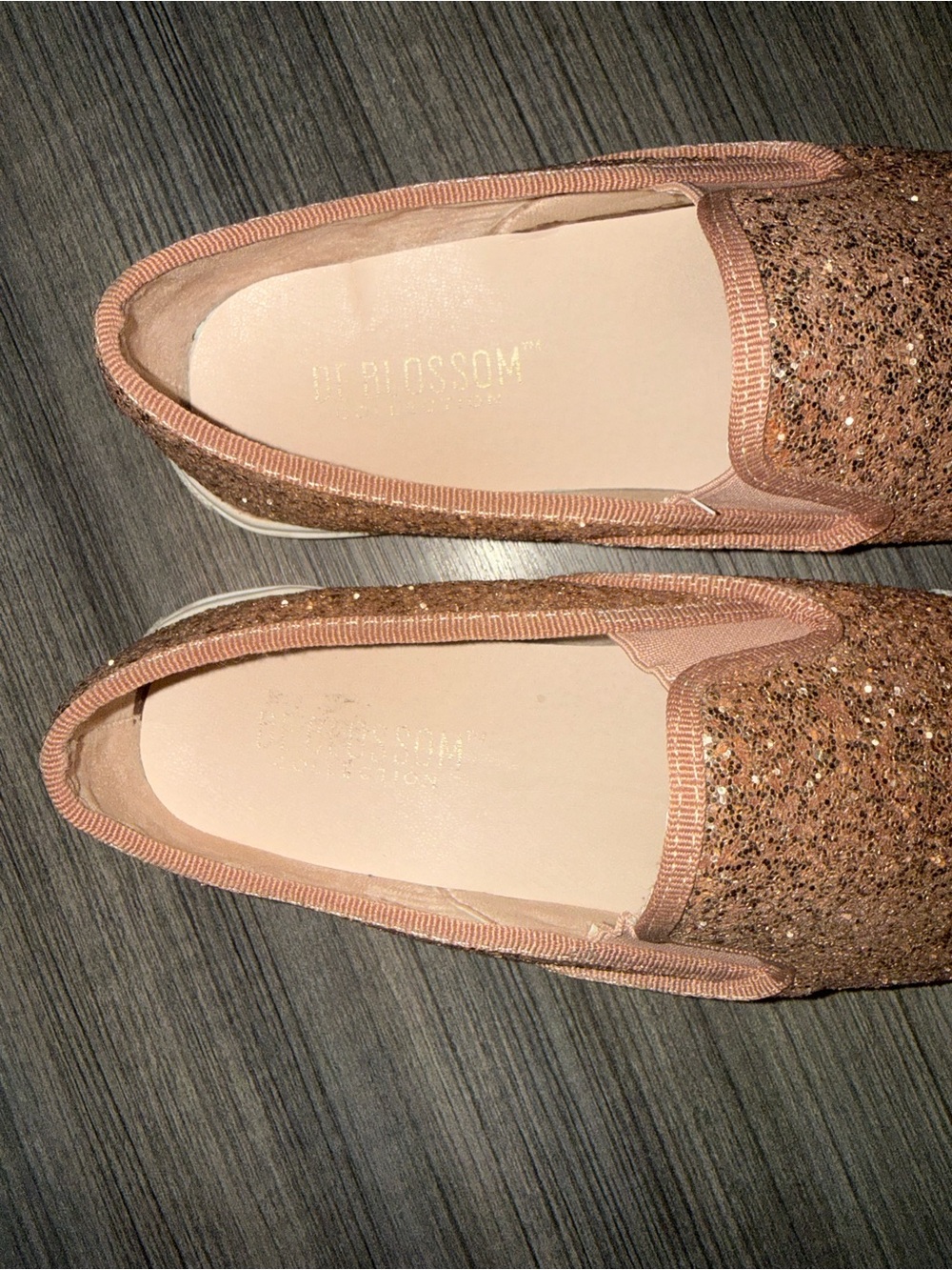 De Blossom Collection Rose Gold Glitter Slip On Sneakers Cherry-41 Womens 8 - Picture 3 of 8